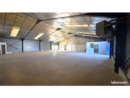 inconnu 2 pièces 400 m²