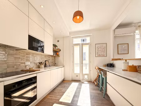 appartement t3 rénové avec potentiel t4 ? quartier du tribunal