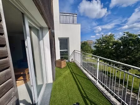 orvault bourg – ravissant t3 avec terrasse et parkings
