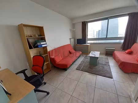 studio meublé avec accès handicapé  ascenseur et concierge