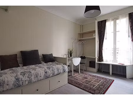 studio meublé avec local à vélos