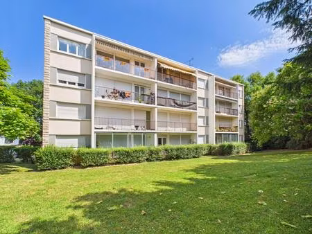 appartement 3 pièces à viry-chatillon (91170)