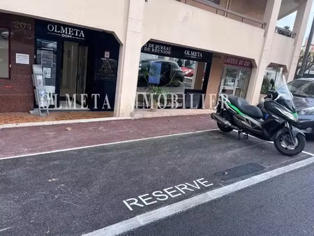 carnoles- salle de réunion équipée à louer — tout compris (parking possible)