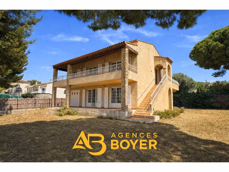 la calade maison de 172 m2 avec garage sur terrain plat de