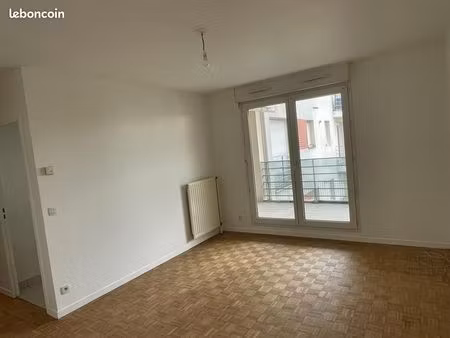 location appartement 50m
