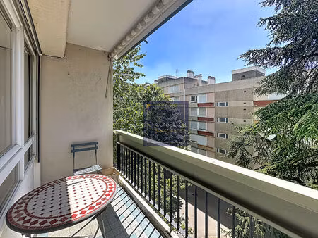 appartement 3 pièces - 69m2 - balcon