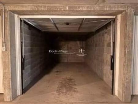 vente garage et parking à saint-brevin-les-pins (44250) : à vendre / 12m² saint-brevin-les