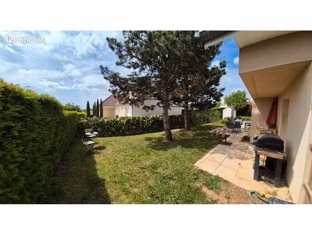 maison t6 jardin  piscine à daix (21)