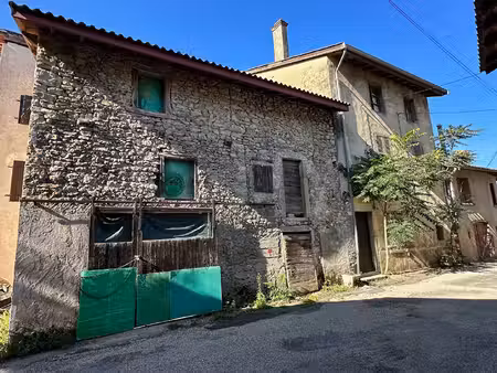 bettant grange à réhabiliter