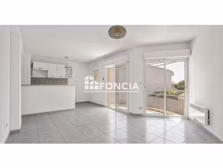 agde appartement 3 pièces – 60 m² – terrasse – parking privatif – quartier des cayrets