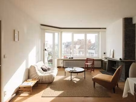 stijlvol tweeslaapkamerappartement in de sportstraat  met...