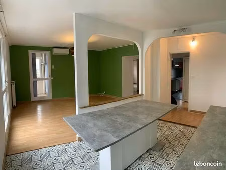 appartement lumineux et idéalement situé