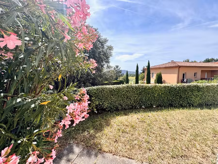 vaison-la-romaine appartement de plain-pied avec jardin