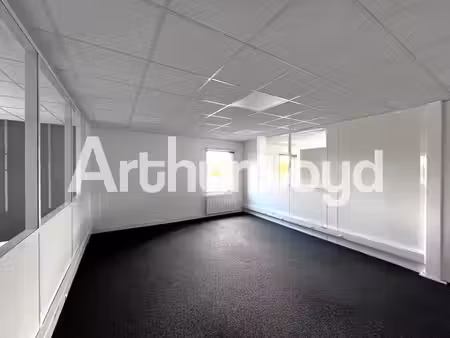 location bureaux mondeville 14120 405m²
