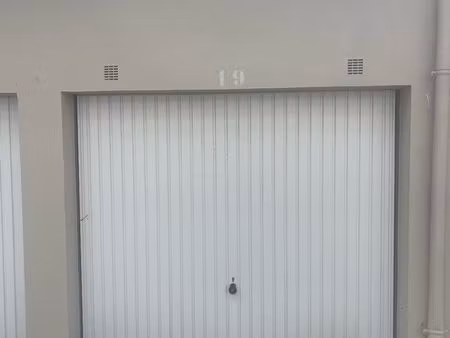garage avec électricité