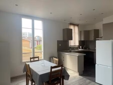 appartement 4 pièces 64 m²