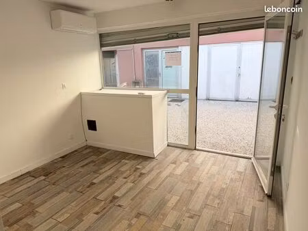 local commercial 25m2 - cc port royal