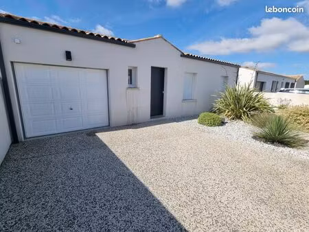 maison récente 4 pièces