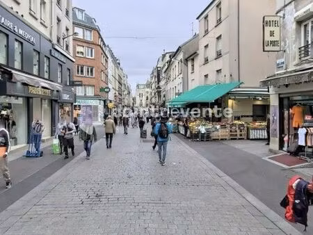 local commercial 203 m²
