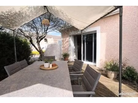 vend maison plein pied