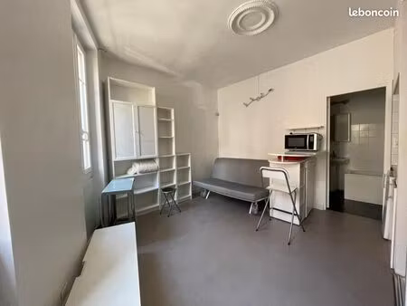 appartement 1 pièce 17 m²