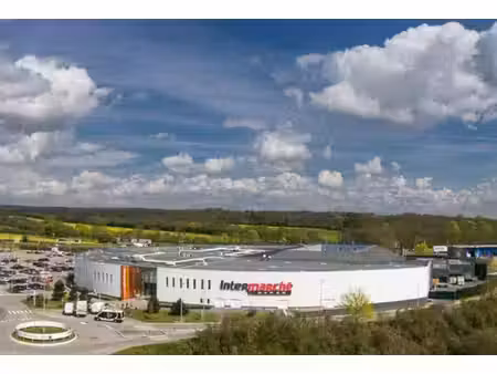 location commerce senlis 60300 157m² à 409m²