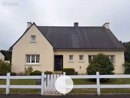 maison familiale de plain-pied – pabu  à 700 m de guingamp