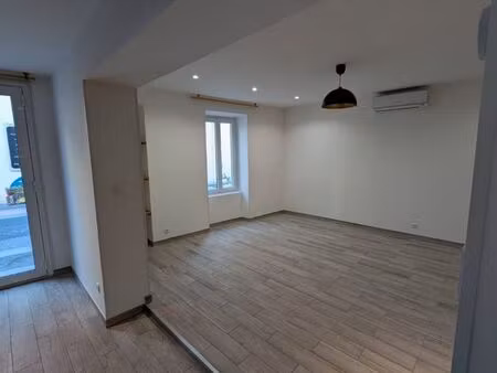 maison de village rénovée 80 m² - 3 chambres