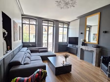 loue magnifique t2 plein centre ville