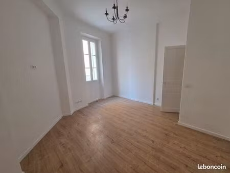 appartement 3 pièces 65m²
