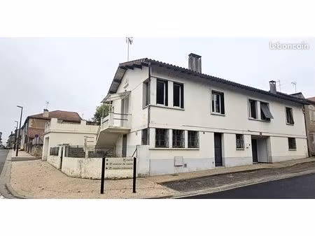 appartement et local commercial centre ville mirande