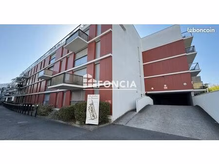 chartrons - cours du médoc - place de parking sécurisée