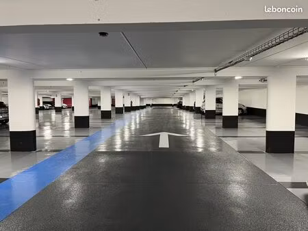 vend parking compans caffarelli