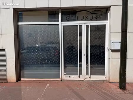 vente local commercial levallois