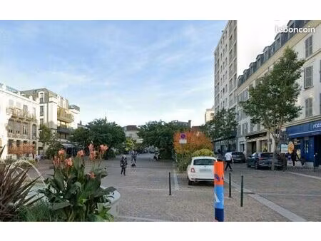 local commercial 48 m²