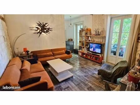 appartement de caractère centre ville de montpellier – 77 m²