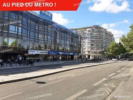 bureaux 52 m²