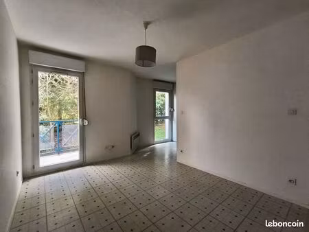 appartement deux pièces à tours nord proche iut