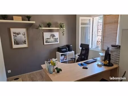 location bureau de consultation 14m²