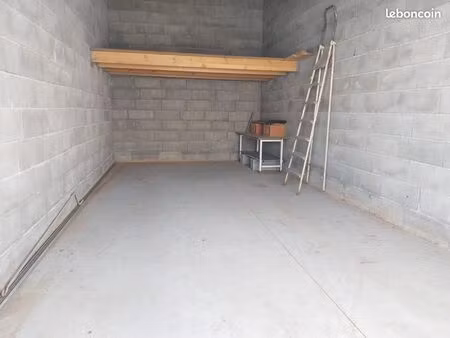 garage 19 m² marseillan