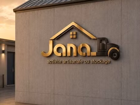 box de activité artisanale ou stockage