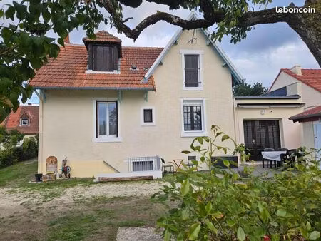 maison de ville 4 pièces 93 m²