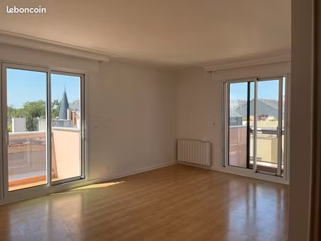 appartement f3 proche théâtre chanzy