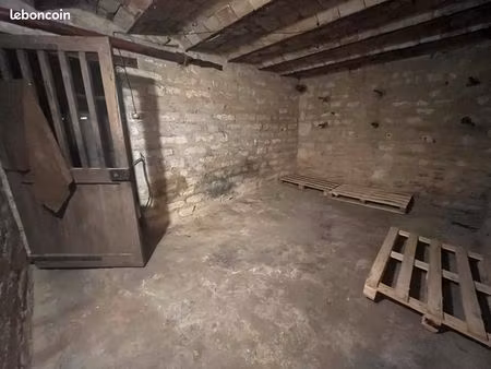 cave de 15m² à montpellier - face à la gare st roch
