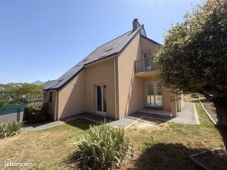 maison 7 pièces 111 m²