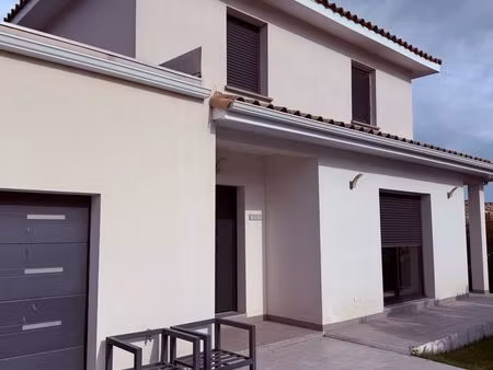 vend maison familiale type 6