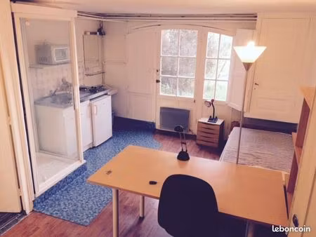 studio 20m² sur jardin tranquille