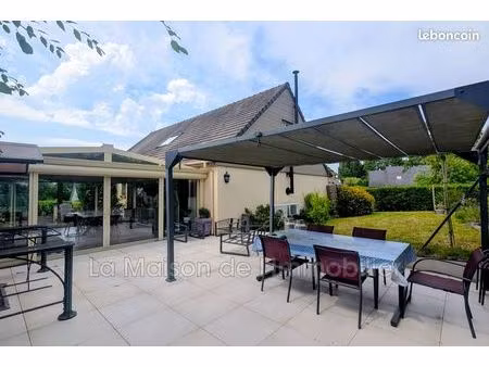 pavillon 7 pièces 168 m²