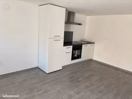location logement 35m2 st christoly