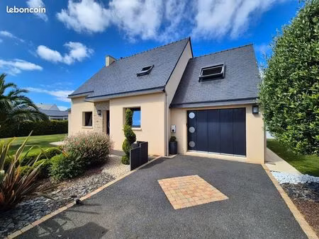 maison 7 pièces 110 m²